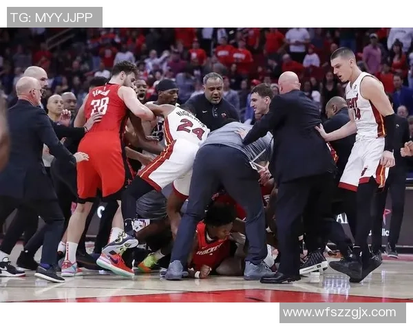 火箭与快船激战回顾精彩瞬间尽在锦集中